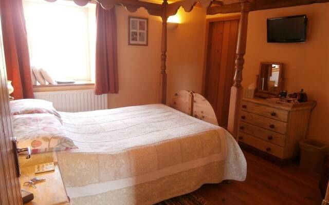 Riverside Bed & Breakfast