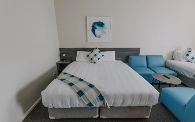 Studios On Beaumont – Guest Rooms – Newcastle