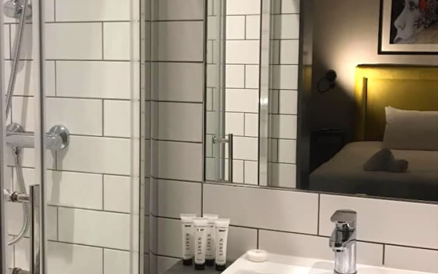The Ireton by Stay in Belfast