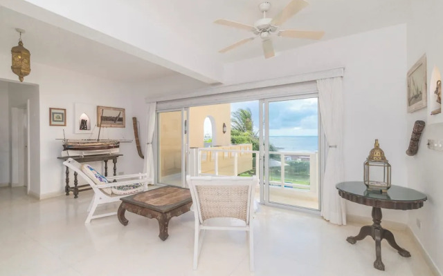 Amani Beachfront Villa by YourHost