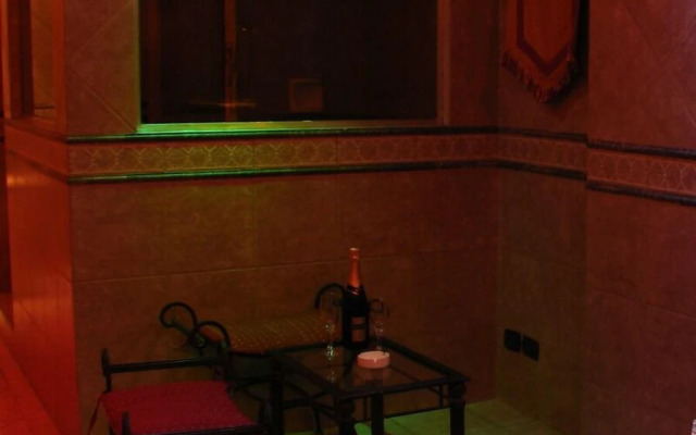 Dallas Hotel (Motel)
