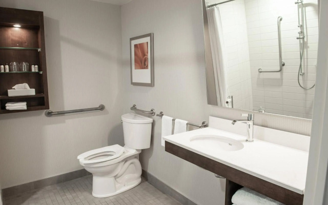 Delta Hotels by Marriott Saguenay Conference Centre