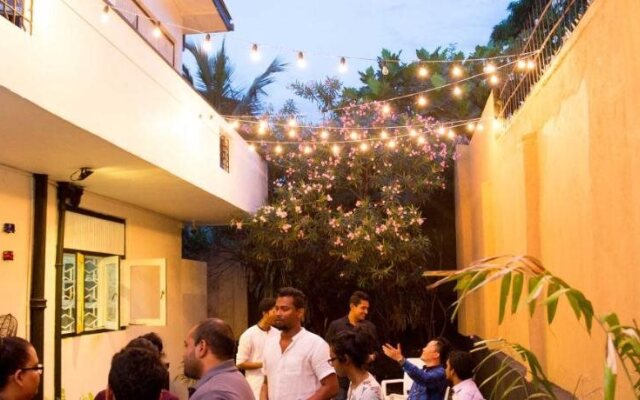 Tuk Tuk Hostels
