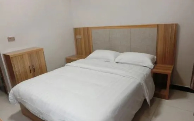 Macheng Fuhao Business Hotel
