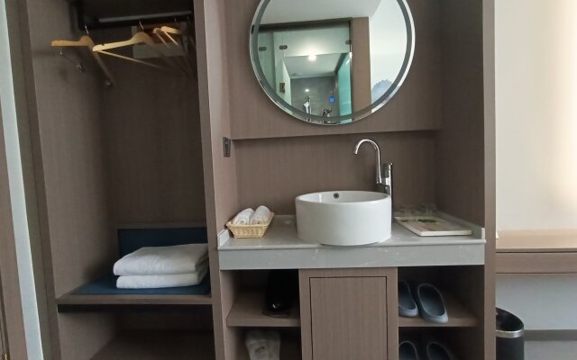 Shenqiu Vienna 3 Hotel
