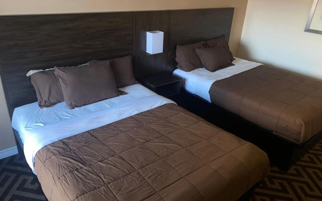 Falls Lodge by the Falls