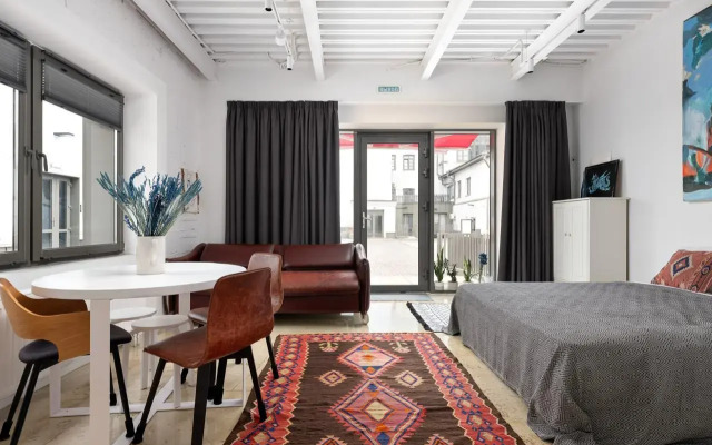 Два города на улице Суворовская 19