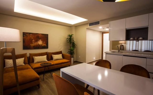 Maxuite Hotel in Home