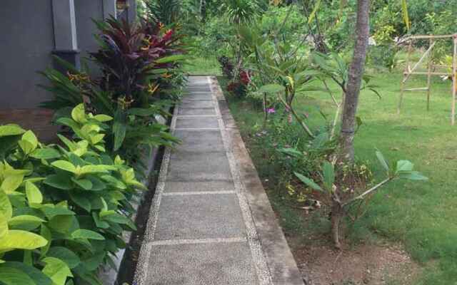 100 Percent Balangan Guesthouse