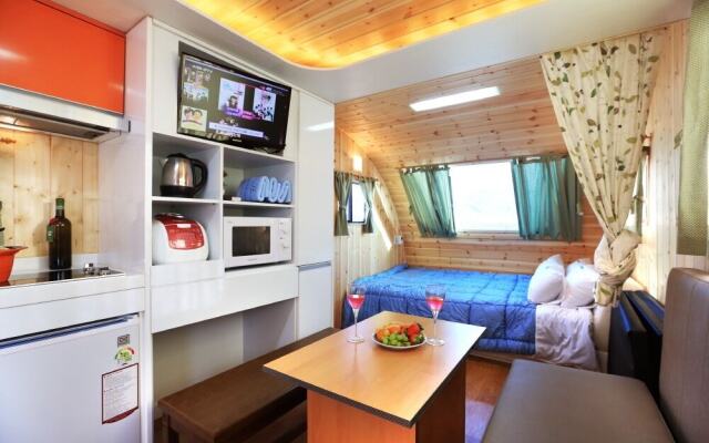 Caravan Camping Farm