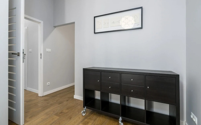 Two Bedroom Apartment Garbary by Renters