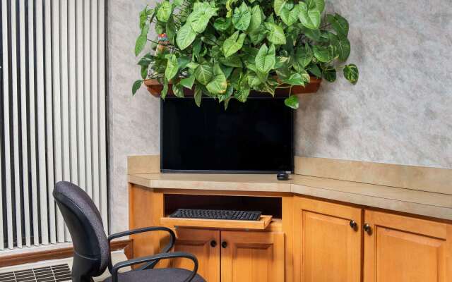 Super 8 by Wyndham Burlington NC