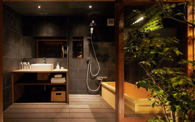 YADORU KYOTO HANARE Kanade No Yado