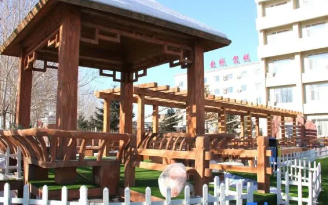 Wanjia International Hotel (Yanji Chaoyangchuan Airport Branch) – Outside – Yanbian