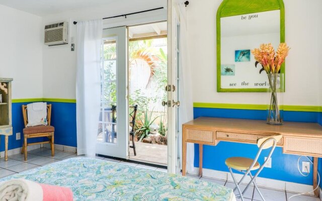 The Lahaina Bungalow