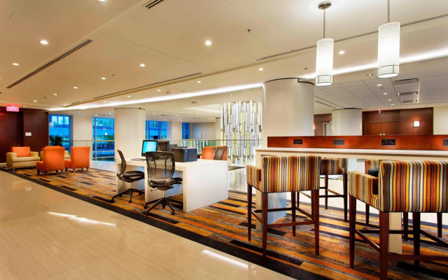 Courtyard by Marriott Montreal Downtown