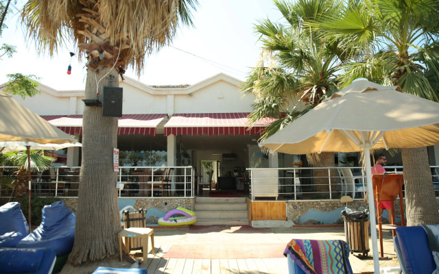 Erta Soyak Beach Otel