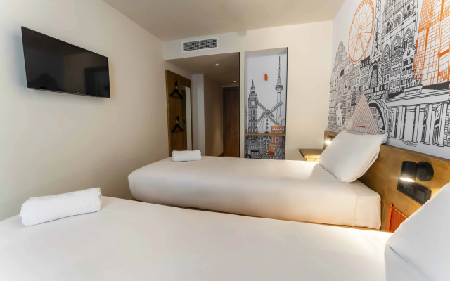 easyHotel Valencia Ciutat Vella