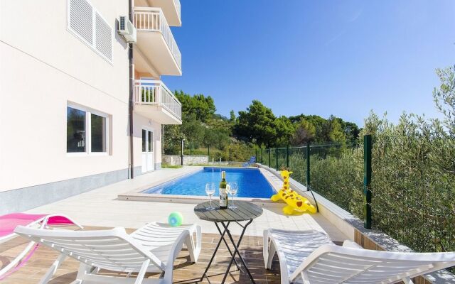 Apartments Seaview