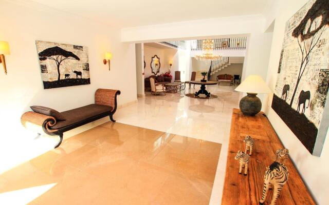 Palm Bay Beach Hotel