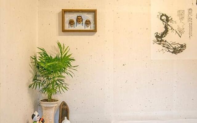 Hue Hanok Guesthouse