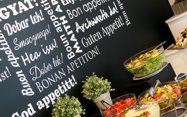 Ambient Hotel & Aromaspa Sikonda