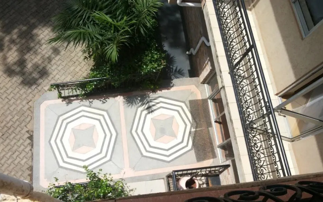Rosevilla Hotel