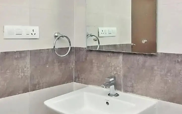 Sri Surabhi Luxurious Rooms