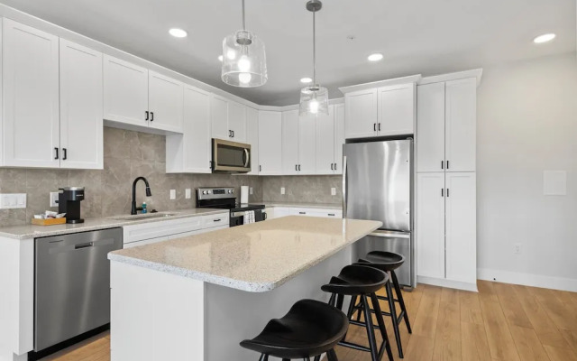 The Loop Downtown By Kasa