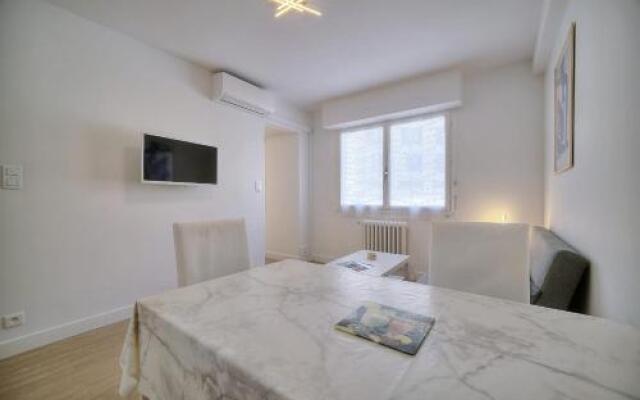 Renovated apartment with terrace