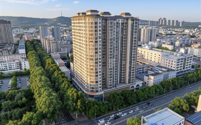 Vienna Hotel (Yanshi Stadium Yanshi Station Branch, Luoyang) – Outside – Luoyang
