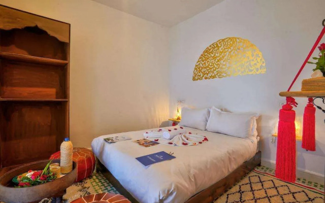 Zwen Zwen Boutique Hotel Rooftop & Spa