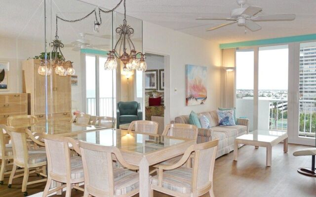 Admiralty House 806 South