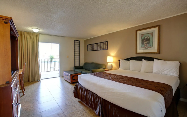 Desert Hot Springs Spa Hotel