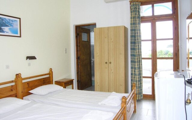 Esperida rooms & studios