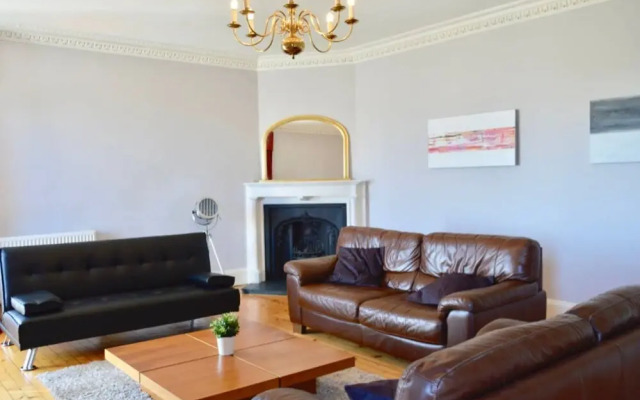 Incredible Edinburgh Penthouse Apartment With Roof Terrace