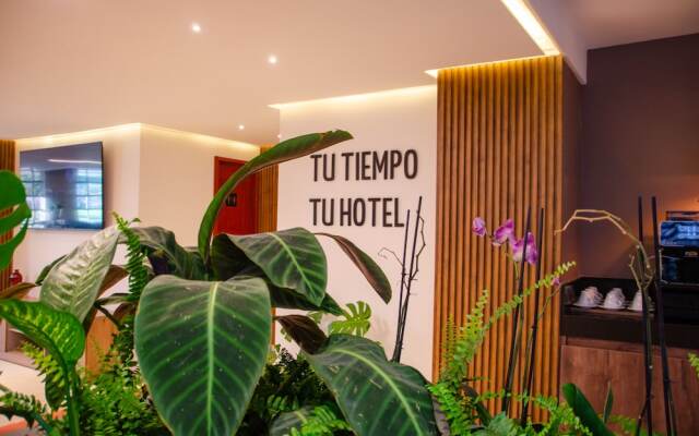 Hotel ByHours Las Americas