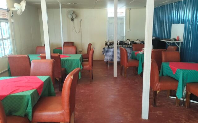 Bimoss Beach Resort & Campsite