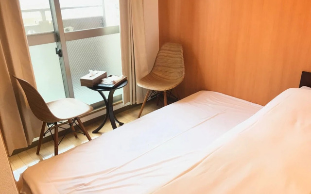 Krehl Minamihorie Condominium