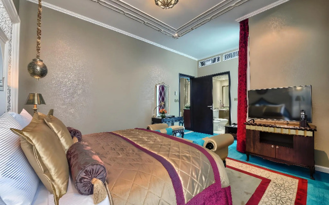 Saraya Corniche Hotel