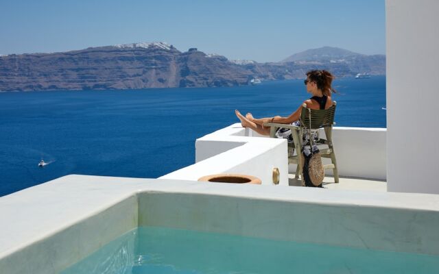 Rhenia's Suites