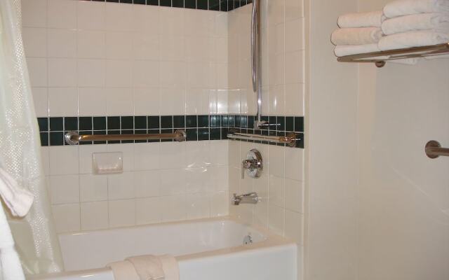 Schweitzer Mountain Resort Selkirk Lodge