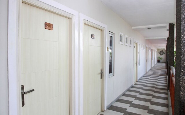 OYO 1656 Parama Su Hotel