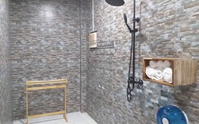 Xayana Home