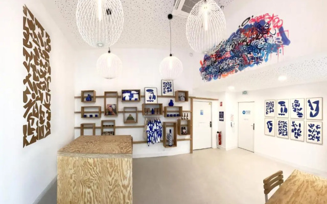 The People - Marseille - Hostel