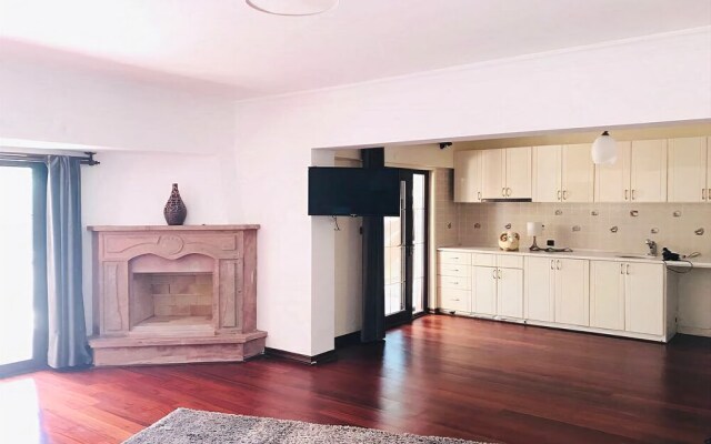 BO093 by Villaofsummer