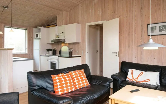 Peaceful Holiday Home in Jutland with Hot Tub