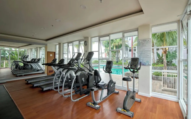 Comfort Studio Room At Vida View Apartment