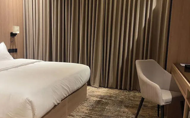 Lyvan Hotel