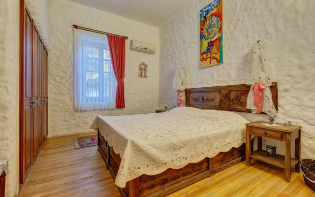 Lale Lodge Hotel